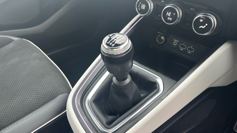 Renault Clio 1.0 TCe 90 S Edition 5dr Petrol Hatchback